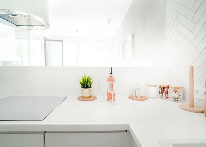 Hotel Lux Apart Przemyslowa Poznan